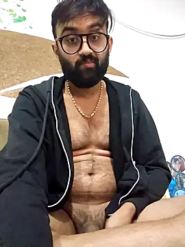 Snapshot of love4shownude chatting on 01.08.25 love4shownude online show from 01.08.25