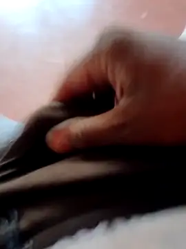 dinesh682 online show from 04.15.26