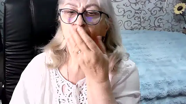 LolkaAlyss online show from 09.18.25