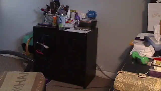 Snapshot of XTRAHORNYONE chatting on 03.22.25 XTRAHORNYONE online show from 03.22.25