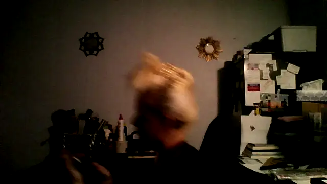 Snapshot of XTRAHORNYONE chatting on 10.09.25 XTRAHORNYONE online show from 10.09.25