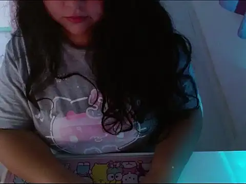 Snapshot of KittyK3 chatting on 06.22.26 KittyK3 online show from 06.22.26