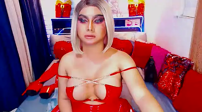 TsGoddessNhicolle online show from 01.21.25