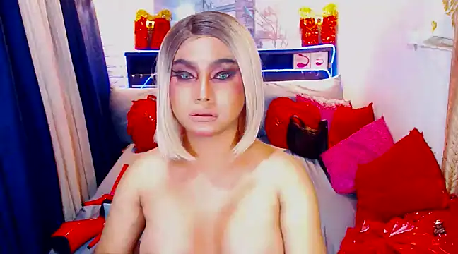 TsGoddessNhicolle online show from 01.25.25