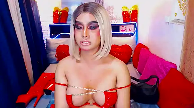 TsGoddessNhicolle online show from 01.30.25