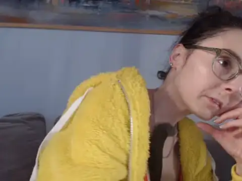 cleophee online show from 02.19.25