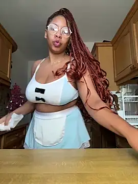 Snapshot of kataryna69 chatting on 12.10.24 kataryna69 online show from 12.10.24