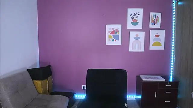 Steph F online show from 03.20.25