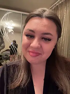 Snapshot of Sara_Slow chatting on 12.11.24 Sara Slow online show from 12.11.24