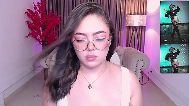 Snapshot of emmy_walker chatting on 01.20.25 emmy walker online show from 01.20.25