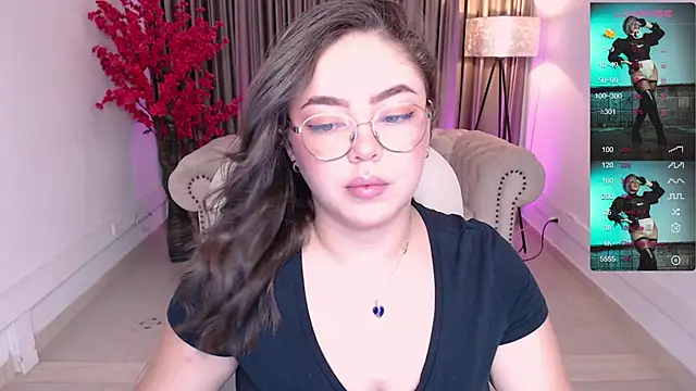Snapshot of emmy_walker chatting on 01.21.25 emmy walker online show from 01.21.25