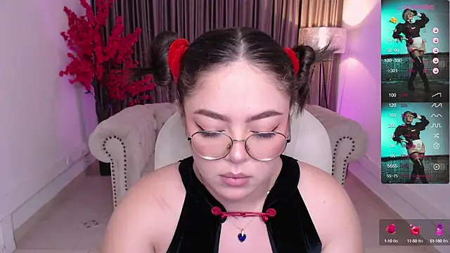 Snapshot of emmy_walker chatting on 01.23.25 emmy walker online show from 01.23.25