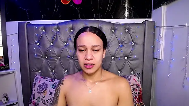 LAILAGUMMY online show from 02.22.25