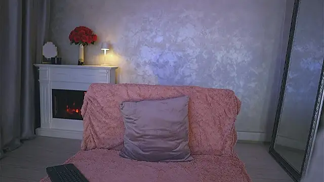 Snapshot of Michelle90u chatting on 02.23.26 Michelle90u online show from 02.23.26