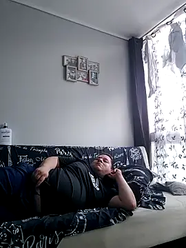 terre0804 online show from 12.13.25