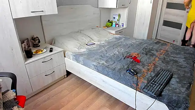 DUSSY PUSSY online show from 03.26.26