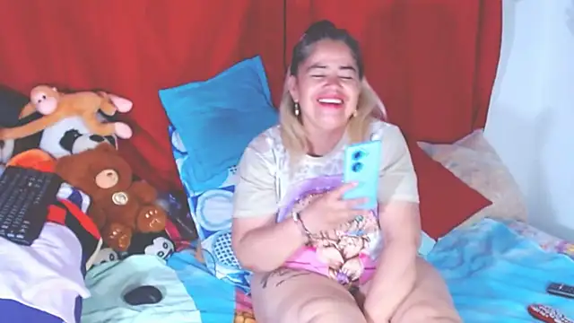 estrellita fugaz16x online show from 10.22.25