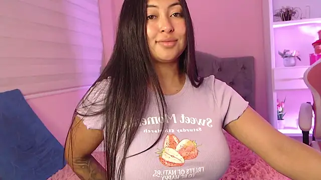 Snapshot of Pocahontas_power chatting on 12.03.24 Pocahontas power online show from 12.03.24