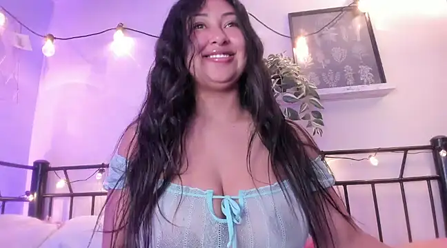 Snapshot of Pocahontas_power chatting on 02.13.25 Pocahontas power online show from 02.13.25