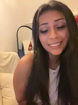 Snapshot of sweetAli_ chatting on 01.30.25 sweetAli online show from 01.30.25