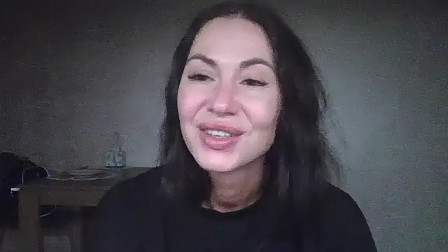 Snapshot of JulianaGold1 chatting on 01.16.25 JulianaGold1 online show from 01.16.25