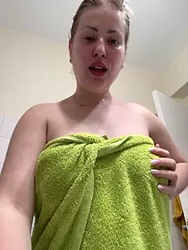 AlisaWhite online show from 03.23.26