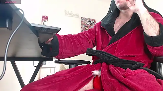 Snapshot of marioslim chatting on 02.22.26 marioslim online show from 02.22.26