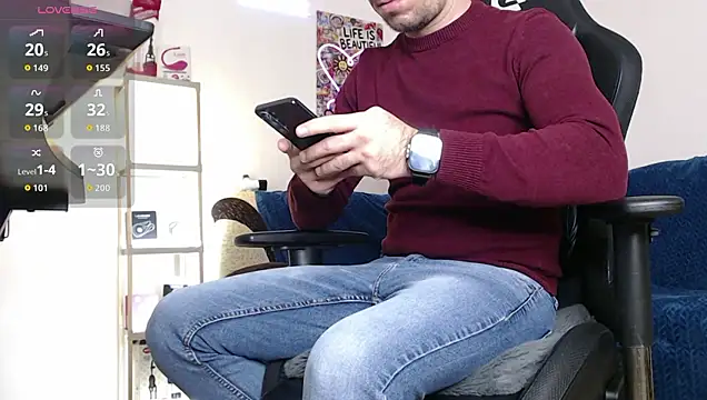 Snapshot of marioslim chatting on 02.26.26 marioslim online show from 02.26.26