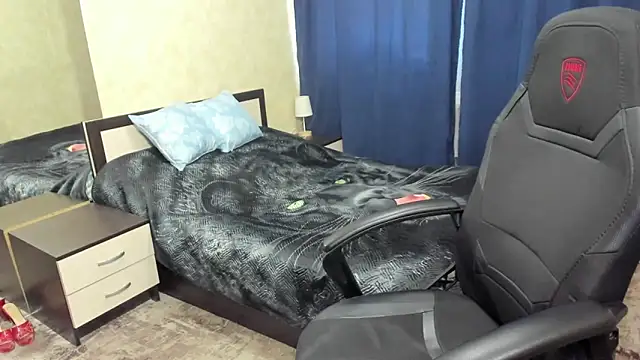 Frau Marta online show from 04.10.26