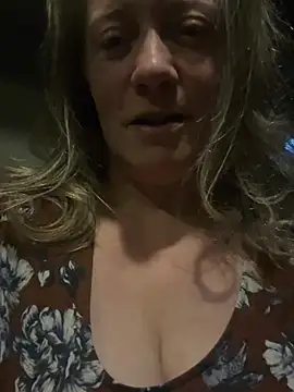 Snapshot of CravingControl chatting on 02.25.25 CravingControl online show from 02.25.25