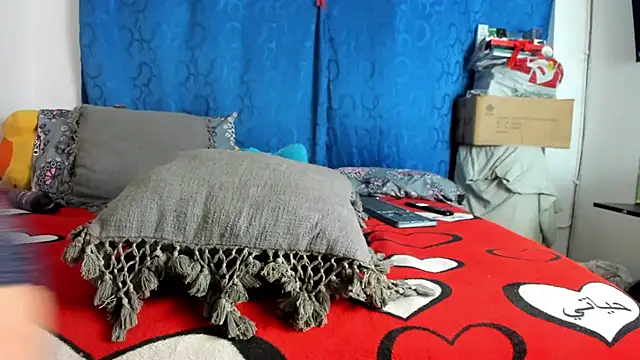 Snapshot of BlowMommy_ chatting on 03.08.26 BlowMommy online show from 03.08.26