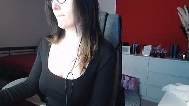 Alina Lamour online show from 03.07.26