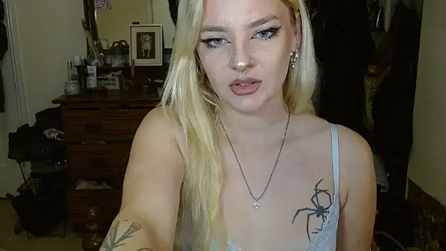 April LoveUK online show from 11.09.25