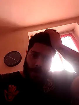 Snapshot of Lucarasta chatting on 02.14.25 Lucarasta online show from 02.14.25