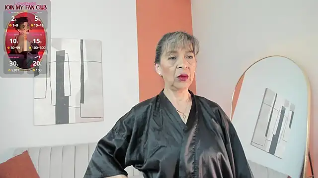 Snapshot of GraceElizabeth_ chatting on 07.15.26 GraceElizabeth online show from 07.15.26
