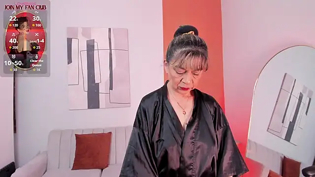 Snapshot of GraceElizabeth_ chatting on 07.18.26 GraceElizabeth online show from 07.18.26
