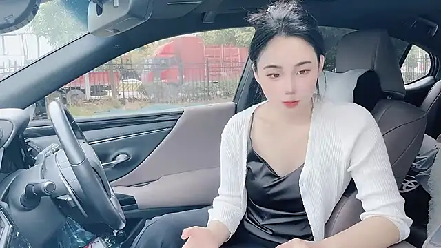 Snapshot of orla2021 chatting on 12.26.24 orla2021 online show from 12.26.24