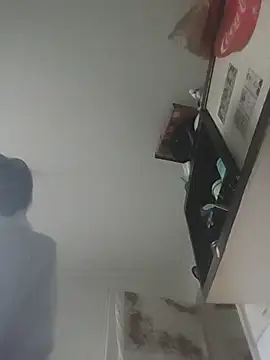 Snapshot of JoLeNe27 chatting on 04.01.26 JoLeNe27 online show from 04.01.26