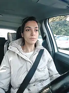 Snapshot of JoLeNe27 chatting on 04.01.26 JoLeNe27 online show from 04.01.26