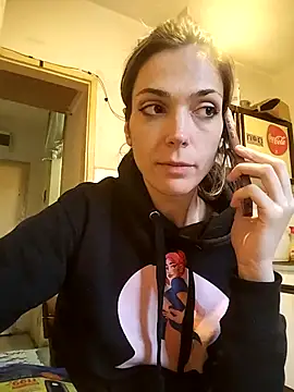 Snapshot of JoLeNe27 chatting on 04.08.26 JoLeNe27 online show from 04.08.26