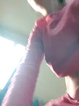 Snapshot of JoLeNe27 chatting on 04.16.26 JoLeNe27 online show from 04.16.26