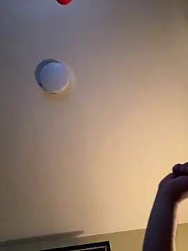 Snapshot of Flakka95 chatting on 02.16.25 Flakka95 online show from 02.16.25