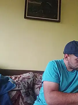 Snapshot of Flakka95 chatting on 10.08.25 Flakka95 online show from 10.08.25