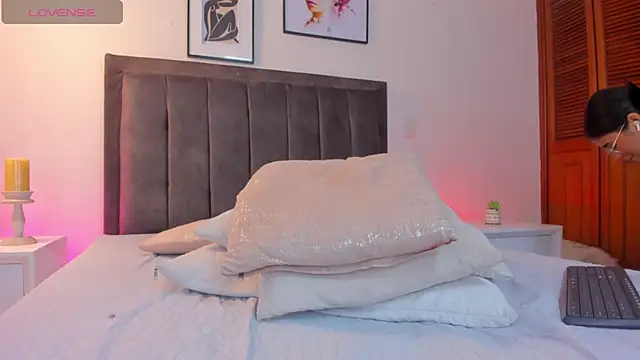 isa bunny online show from 01.23.25