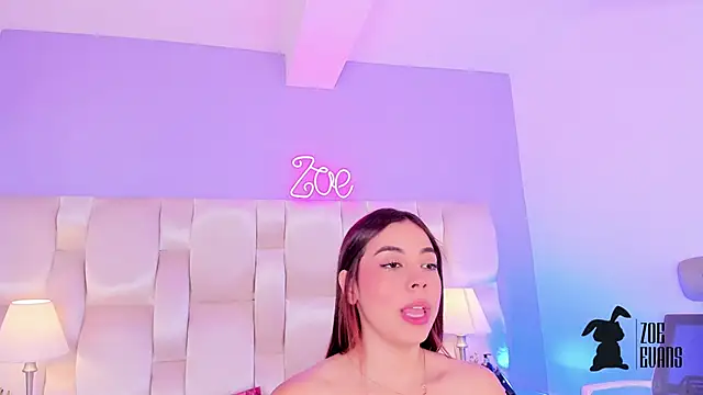 Snapshot of Zoe_Evans_ chatting on 12.02.24 Zoe Evans online show from 12.02.24