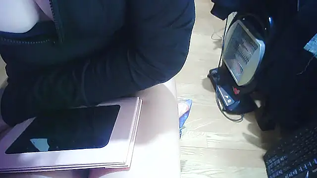 cindy01113520 online show from 01.30.25