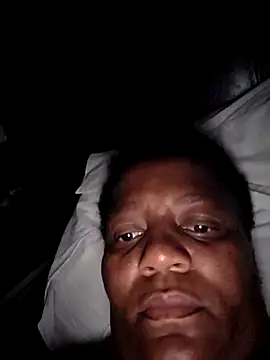 Snapshot of Galcraze chatting on 02.20.26 Galcraze online show from 02.20.26