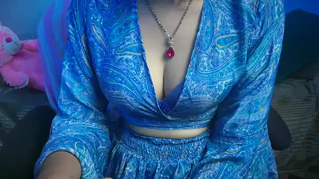 Queen Angelena online show from 05.03.26