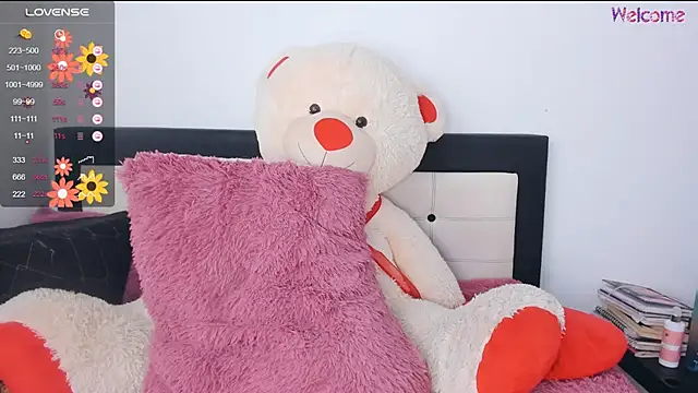 Snapshot of na-biky chatting on 02.02.25 na-biky online show from 02.02.25