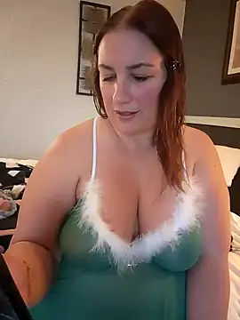 Canadian BBW online show from 12.16.24